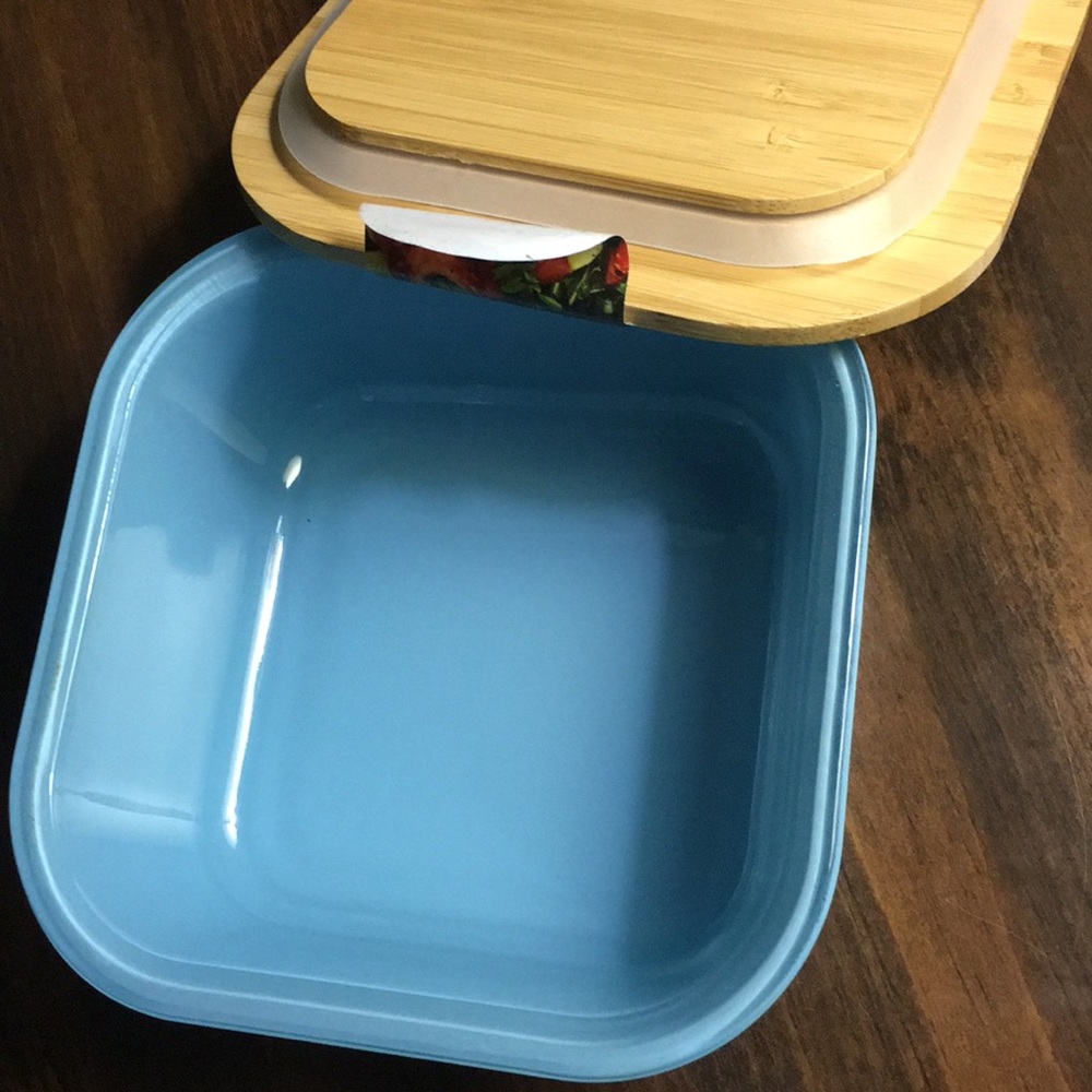 Glass Food storage w/ Bamboo lid/ Firm Price ! 3/$25